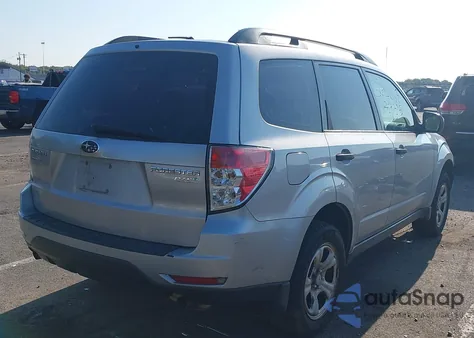 2012 Subaru Forester 2.5X из США, поврежденный, VIN JF2SHABC9CH447867